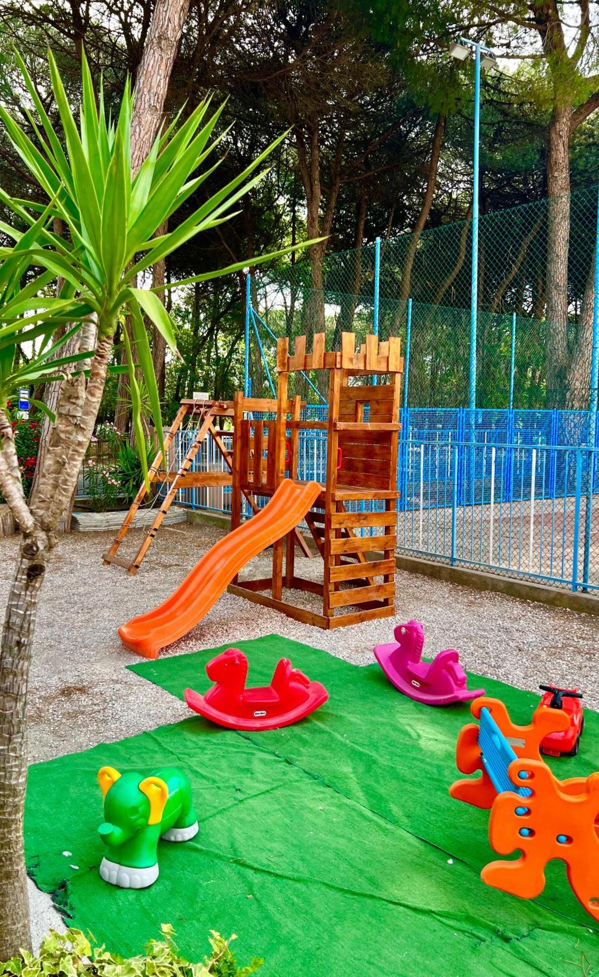 Club Vacanze In Cervia Esterno foto