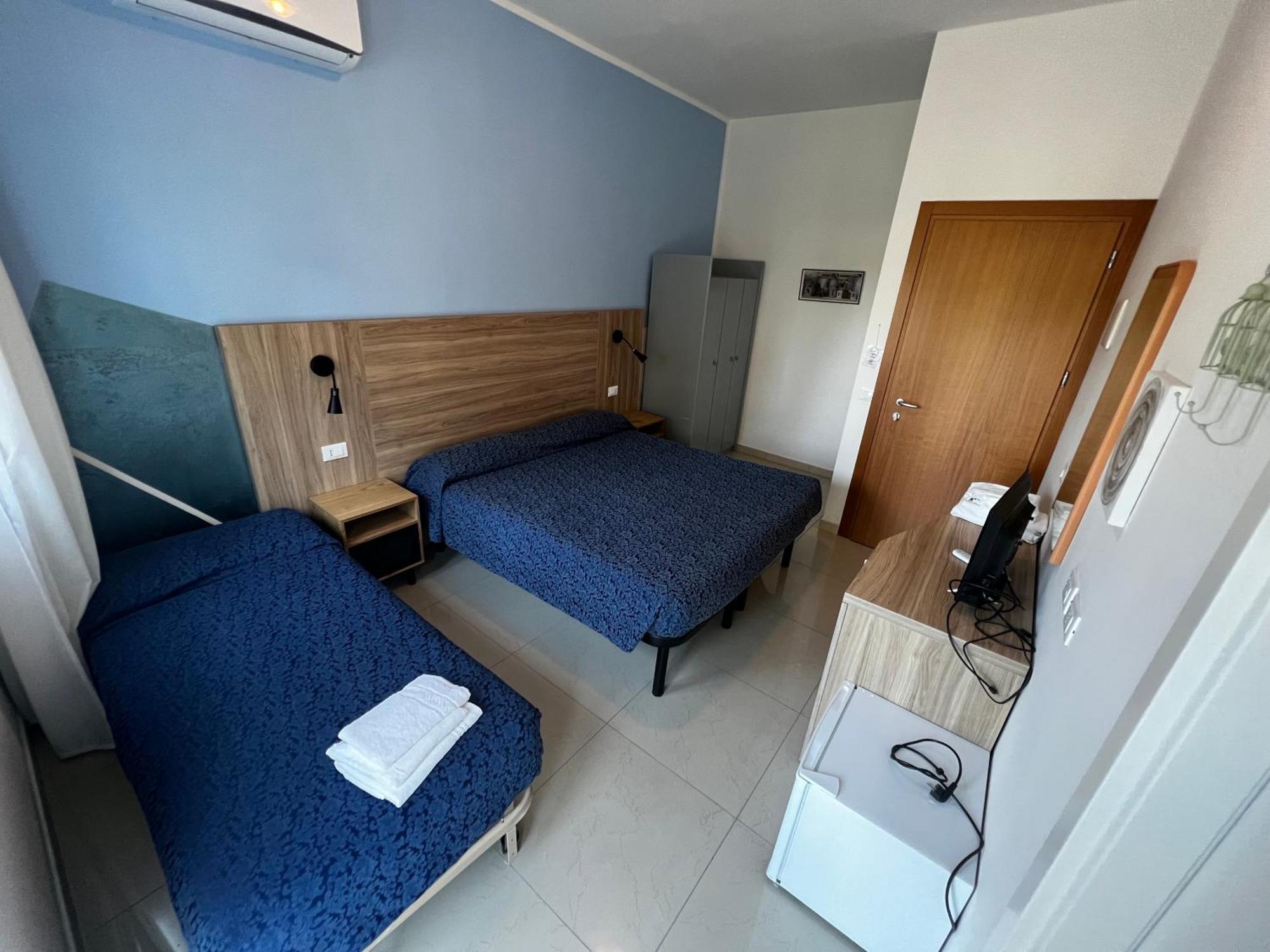 Club Vacanze In Cervia Esterno foto